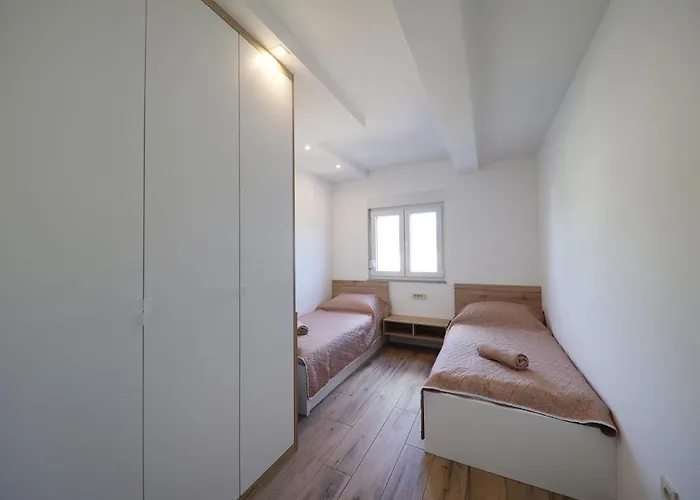 Kiara Appartamento Drage